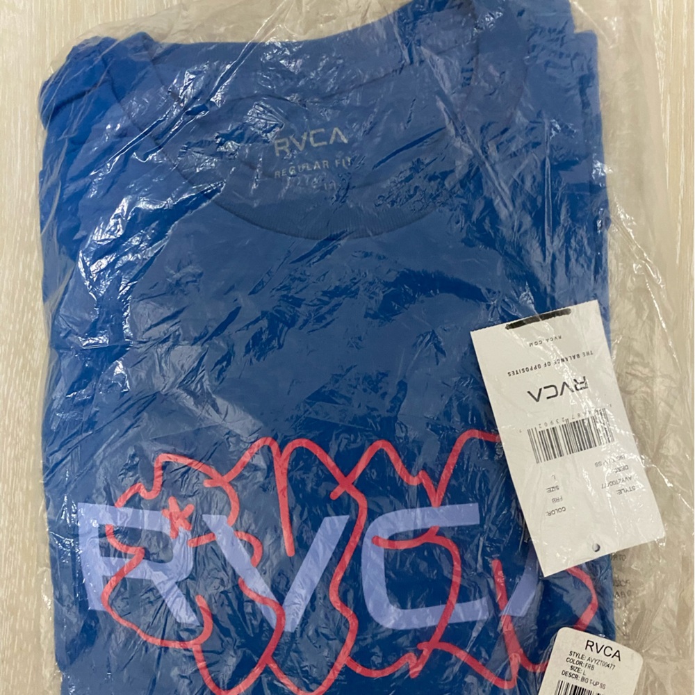 RVCA T shirt